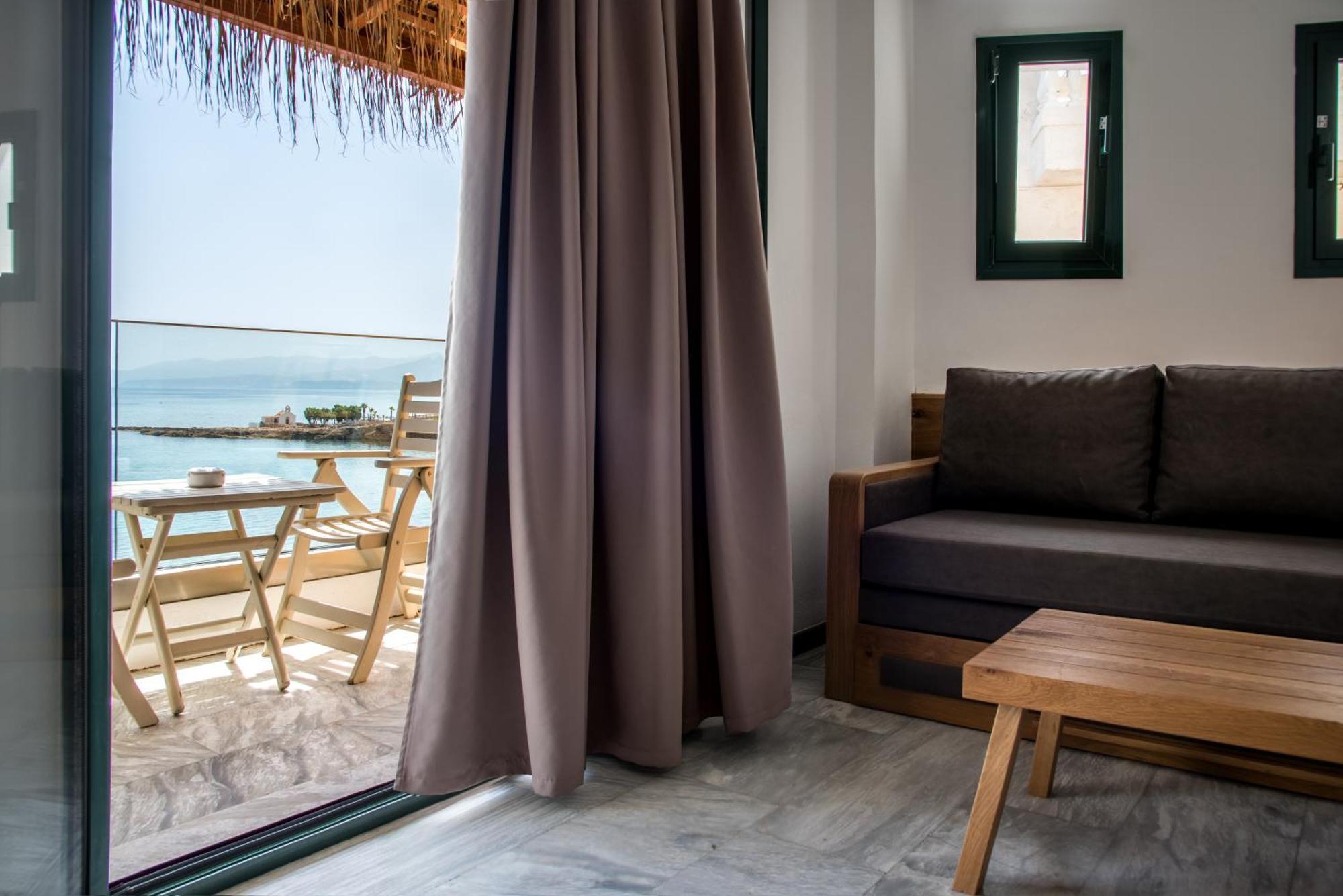 Elmi Beach Hotel & Suites 헐소니소스 외부 사진